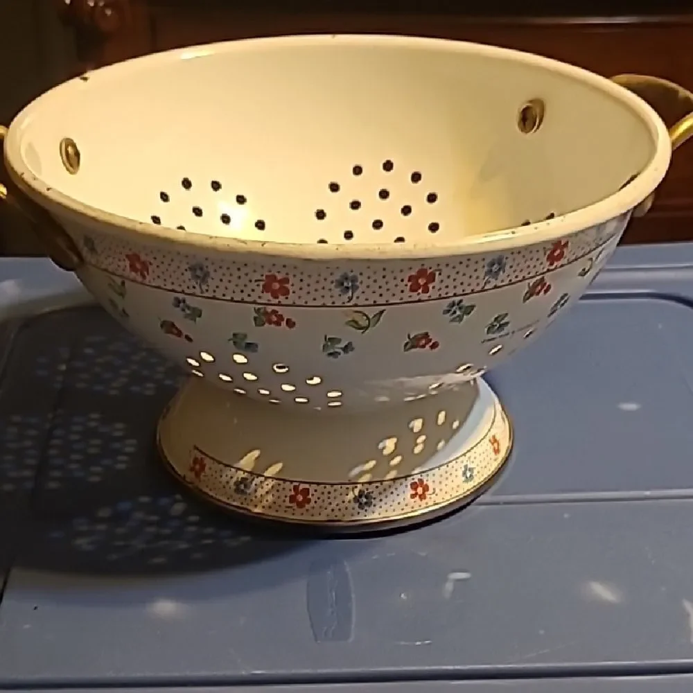 Kamenstein Floral Enanamel Colander with Gold Handles
